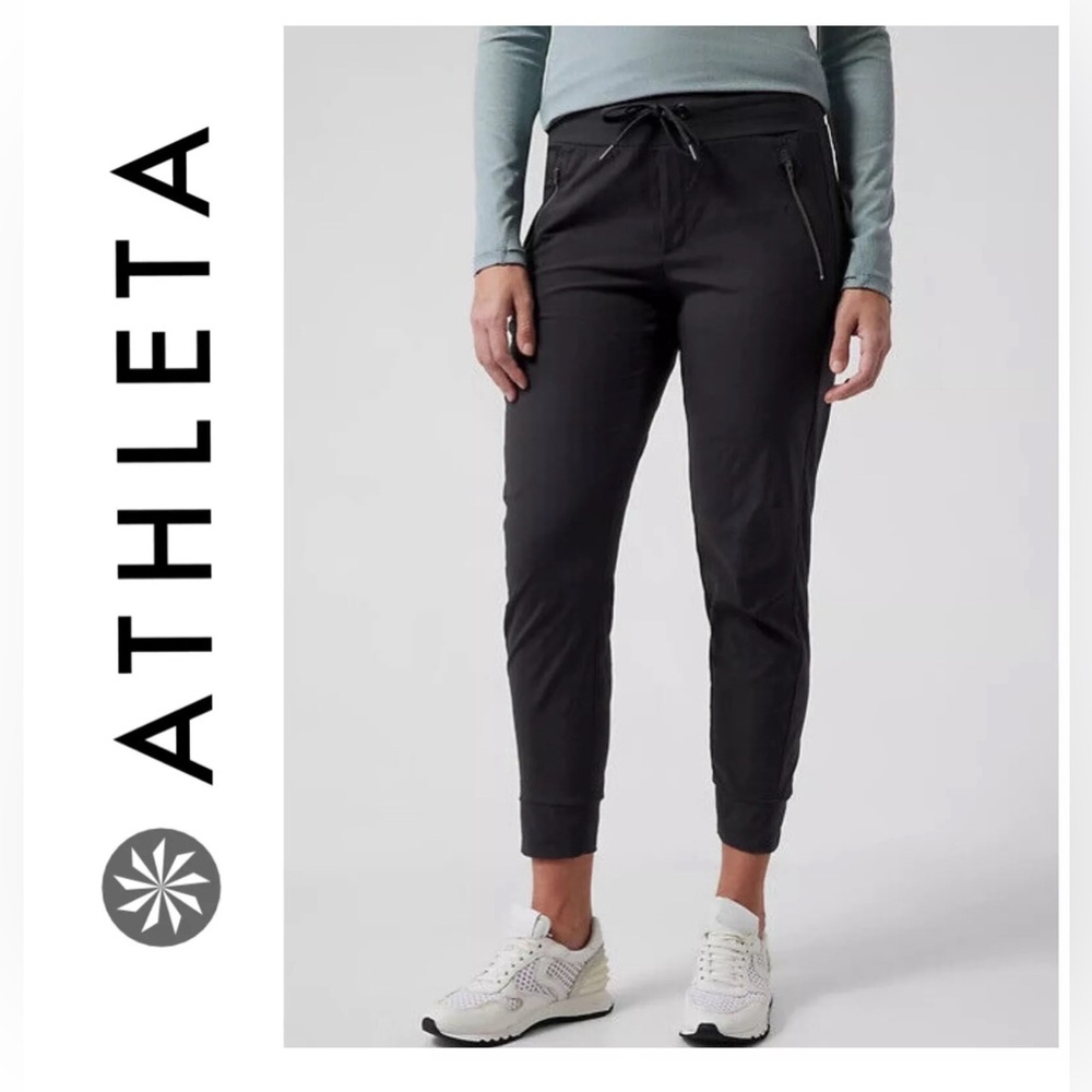 Athleta Trekkie North Jogger Size 2
